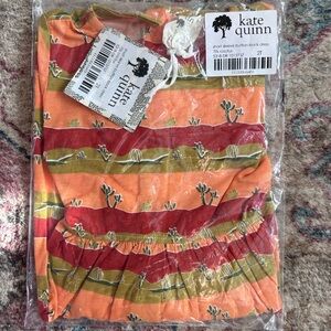 Kate Quinn short sleeve button back dress